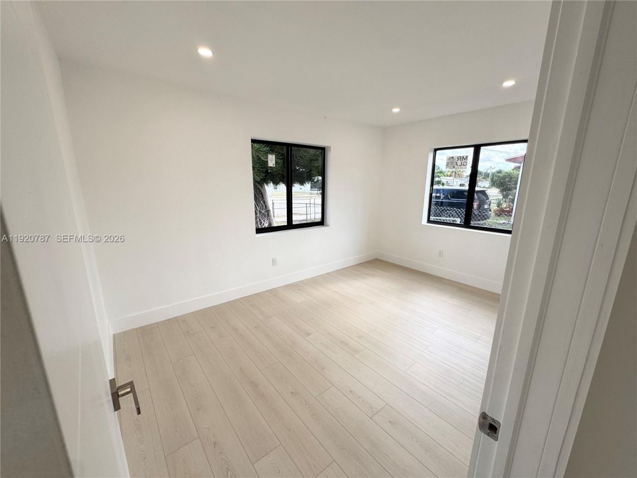 15300 NW 32nd Ave, Miami Gardens, FL 33054 Photo