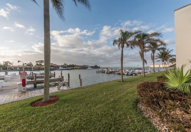 1315 Bayshore Drive, Unit 204, Fort Pierce, FL 34949 Photo