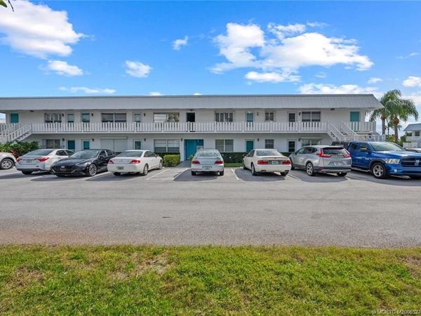 2929 SE Ocean Boulevard, Unit 115-7, Stuart, FL 34996