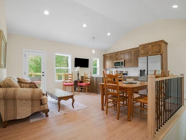 38 S Lakeside Circle, Linn Valley, KS 66040