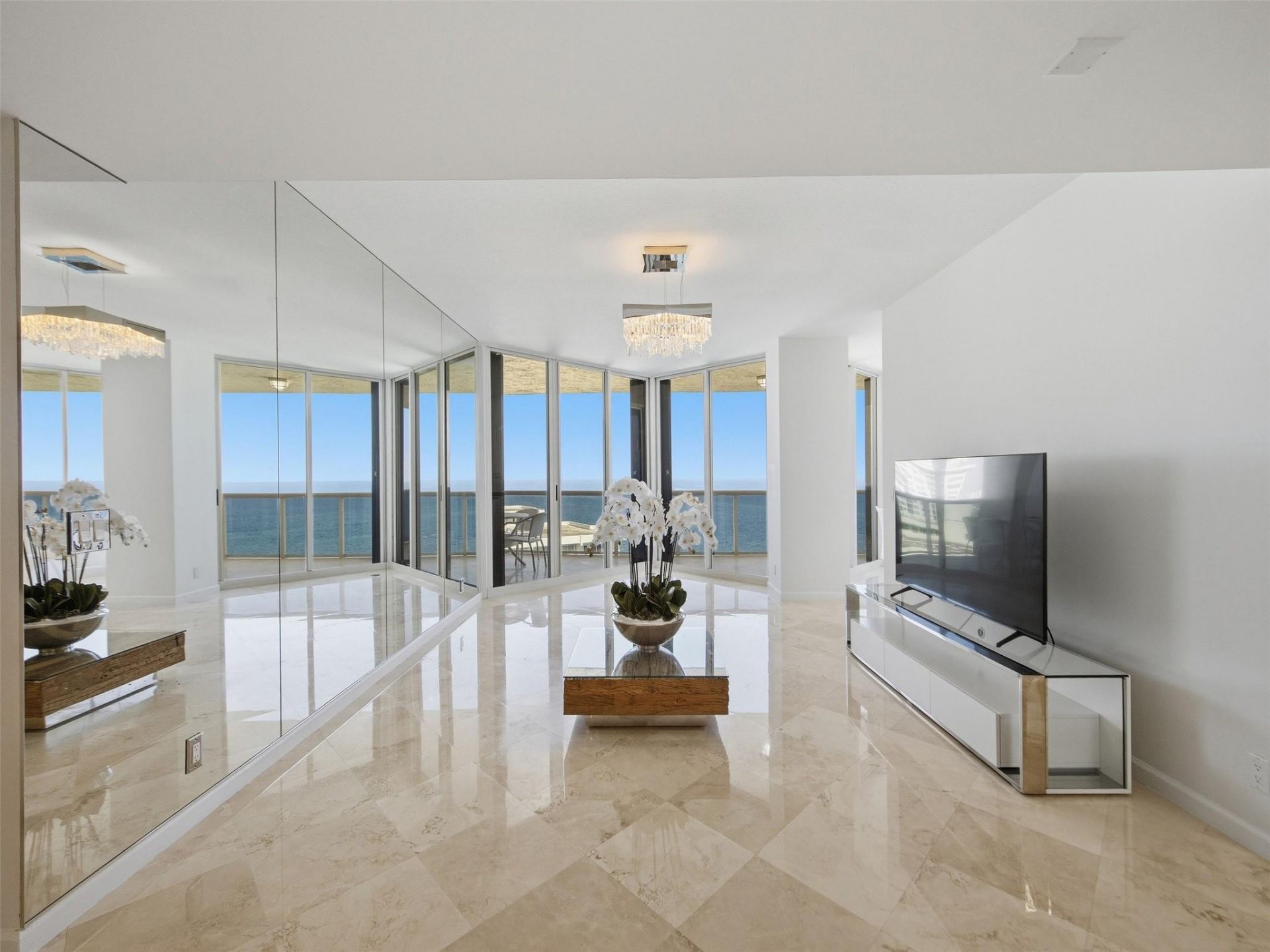 3200 N Ocean Boulevard, Unit 2505, Fort Lauderdale, FL 33308 Photo