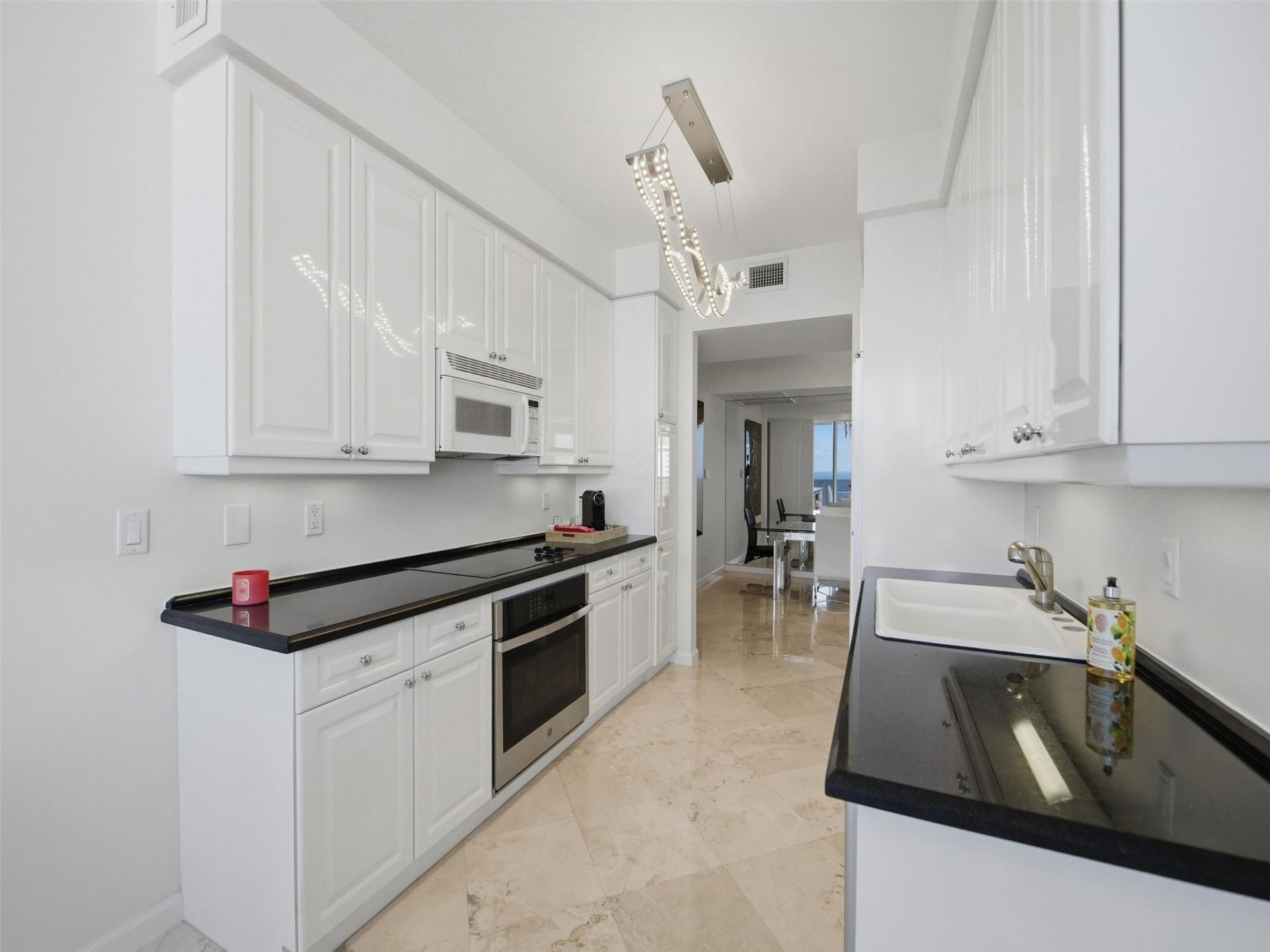 3200 N Ocean Boulevard, Unit 2505, Fort Lauderdale, FL 33308 Photo