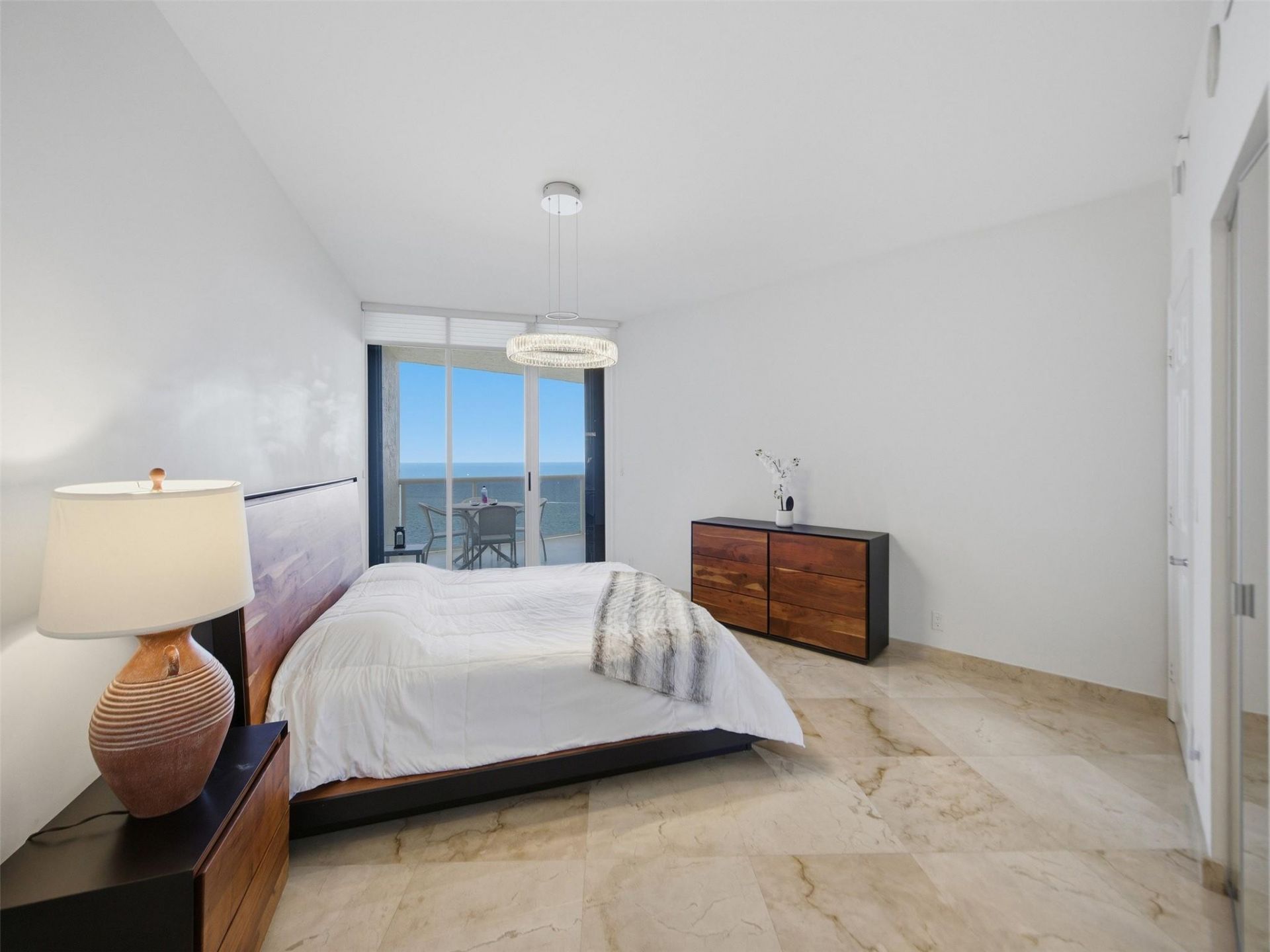 3200 N Ocean Boulevard, Unit 2505, Fort Lauderdale, FL 33308 Photo