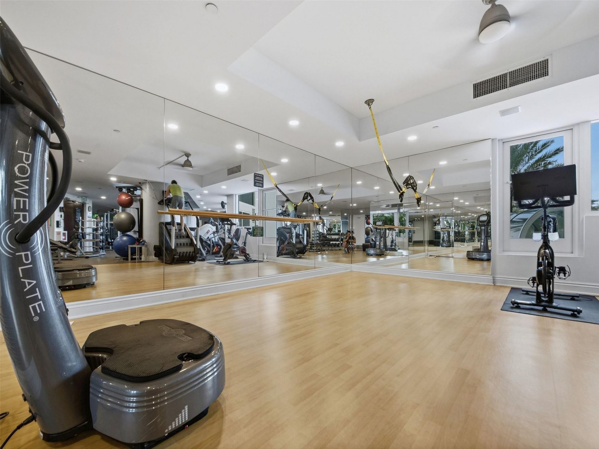 3200 N Ocean Boulevard, Unit 2505, Fort Lauderdale, FL 33308 Photo