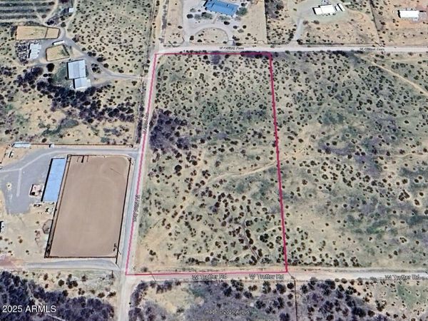 N 453rd Avenue, Wickenburg, AZ 85390