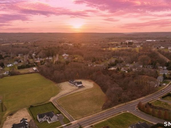 439 James P Casey, Bristol, CT 06010