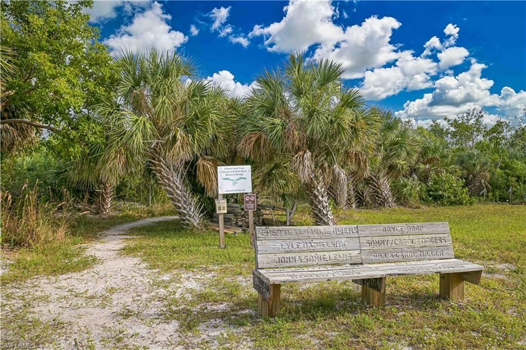 3901 Crestwell Ct, Saint James City, FL 33956 Photo