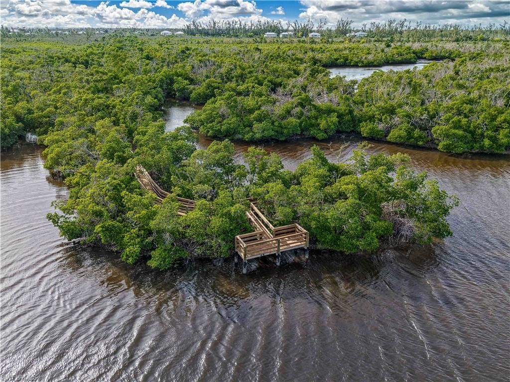 3901 Crestwell Ct, Saint James City, FL 33956 Photo