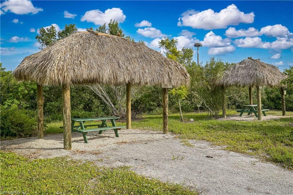 3901 Crestwell Ct, Saint James City, FL 33956 Photo