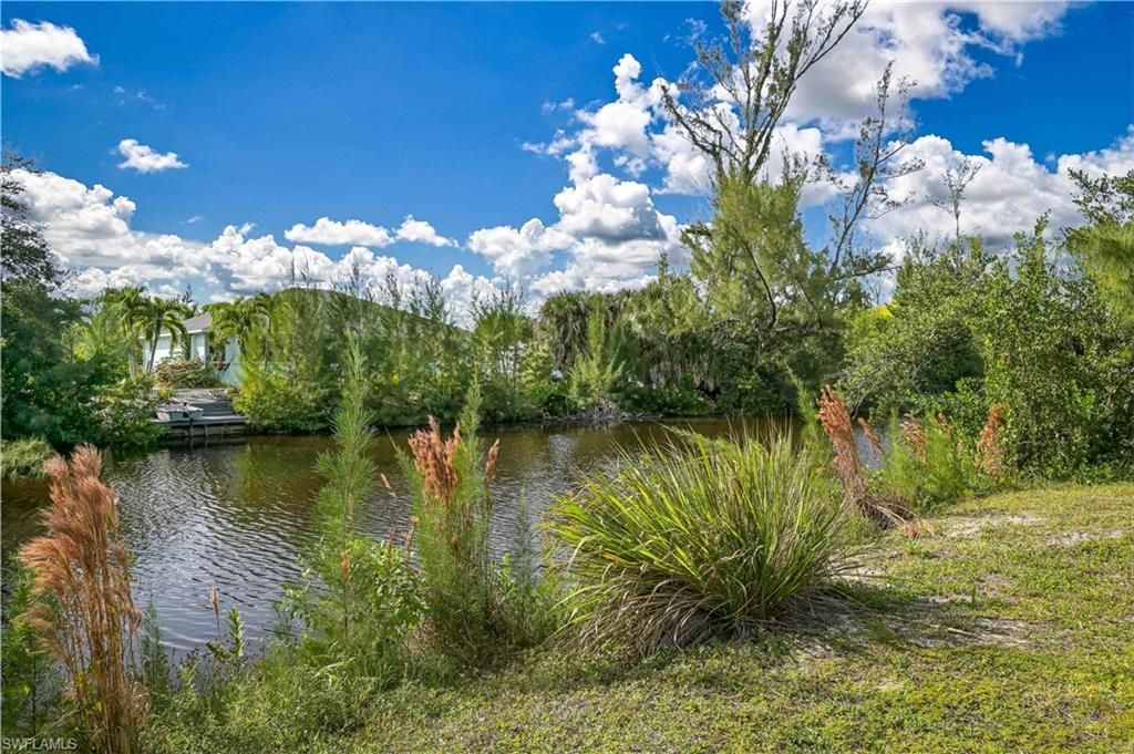 3901 Crestwell Ct, Saint James City, FL 33956 Photo