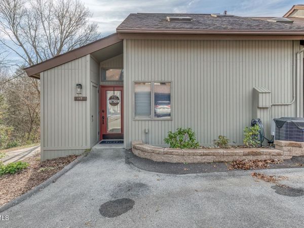 145 Aston Place Place, Unit 145, Kingsport, TN 37660
