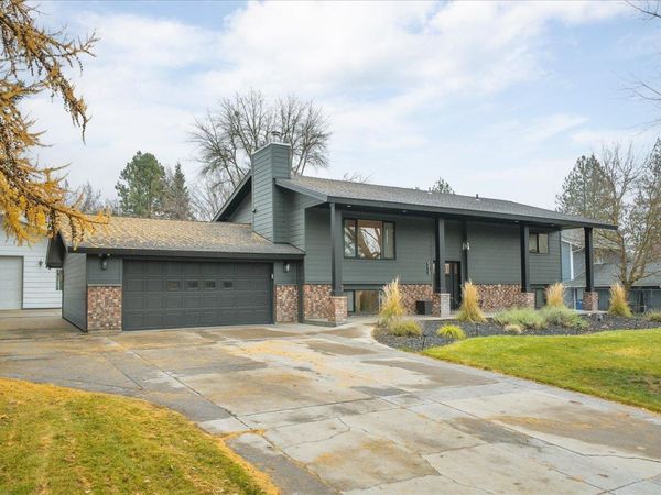 513 E SILVER PINES Ct, Colbert, WA 99005