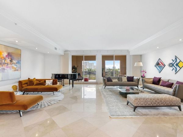 1 N Ocean Blvd, Unit 402, Boca Raton, FL 33432