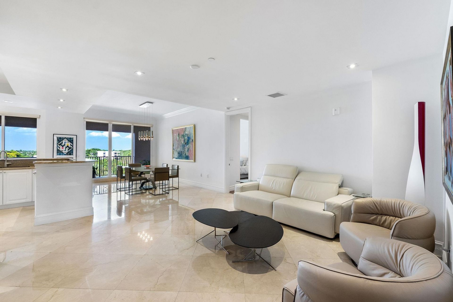 1 N Ocean Blvd, Unit 402, Boca Raton, FL 33432 Photo