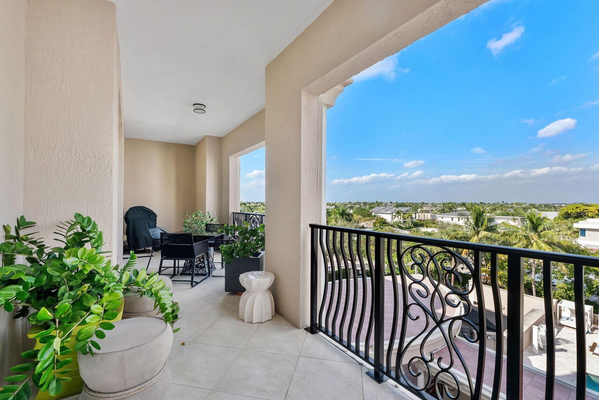 1 N Ocean Blvd, Unit 402, Boca Raton, FL 33432 Photo