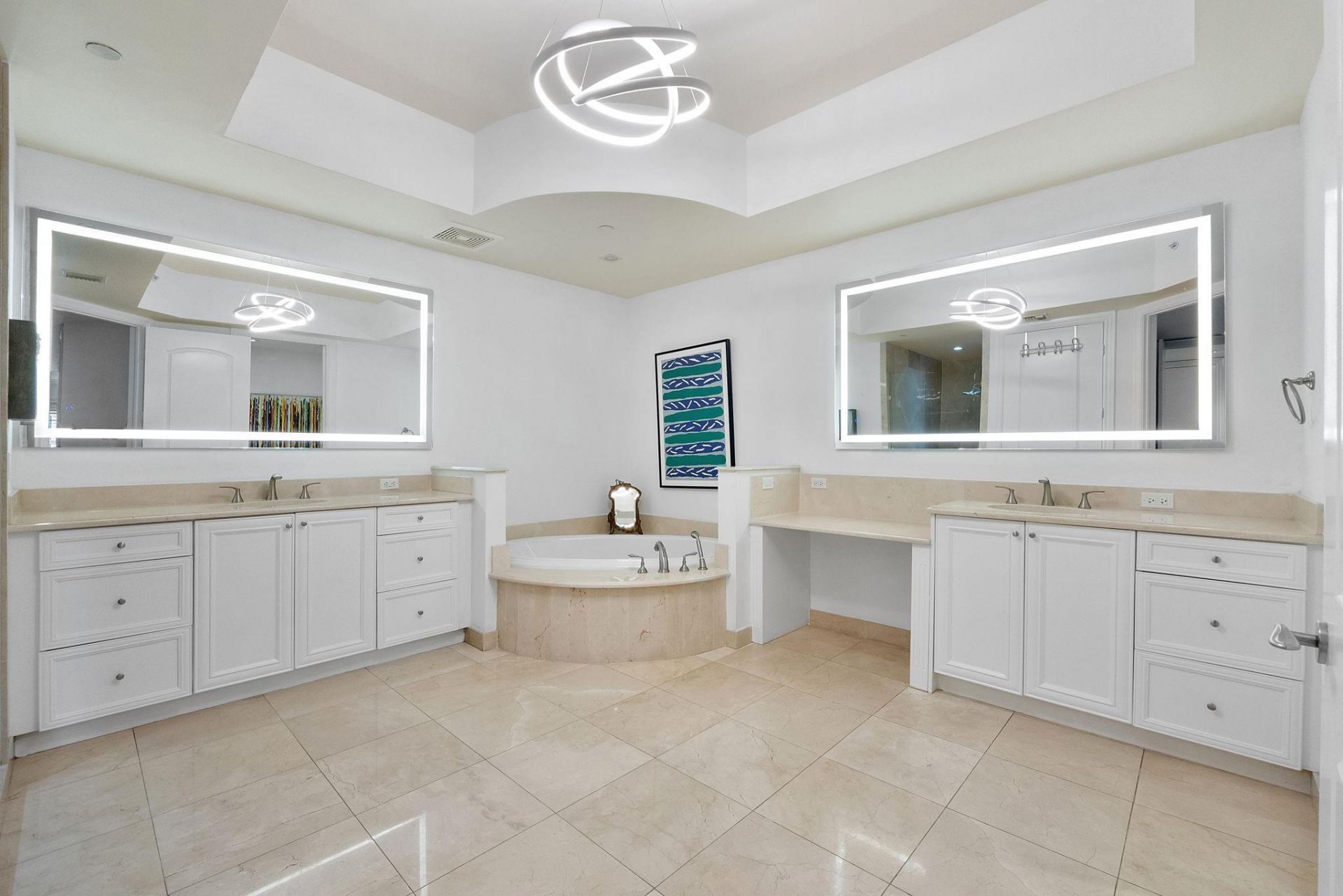 1 N Ocean Blvd, Unit 402, Boca Raton, FL 33432 Photo