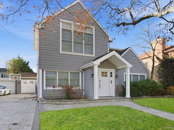 1697 Bay Boulevard, Atlantic Beach, NY 11509