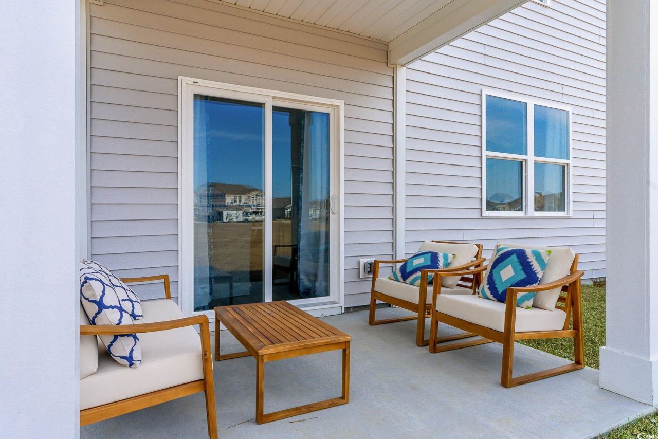 1379 Nokota Dr. Photo 3