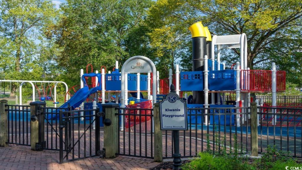 1379 Nokota Dr. Photo 30