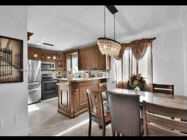 985 NE 33rd Ter, Unit 201, Homestead, FL 33033