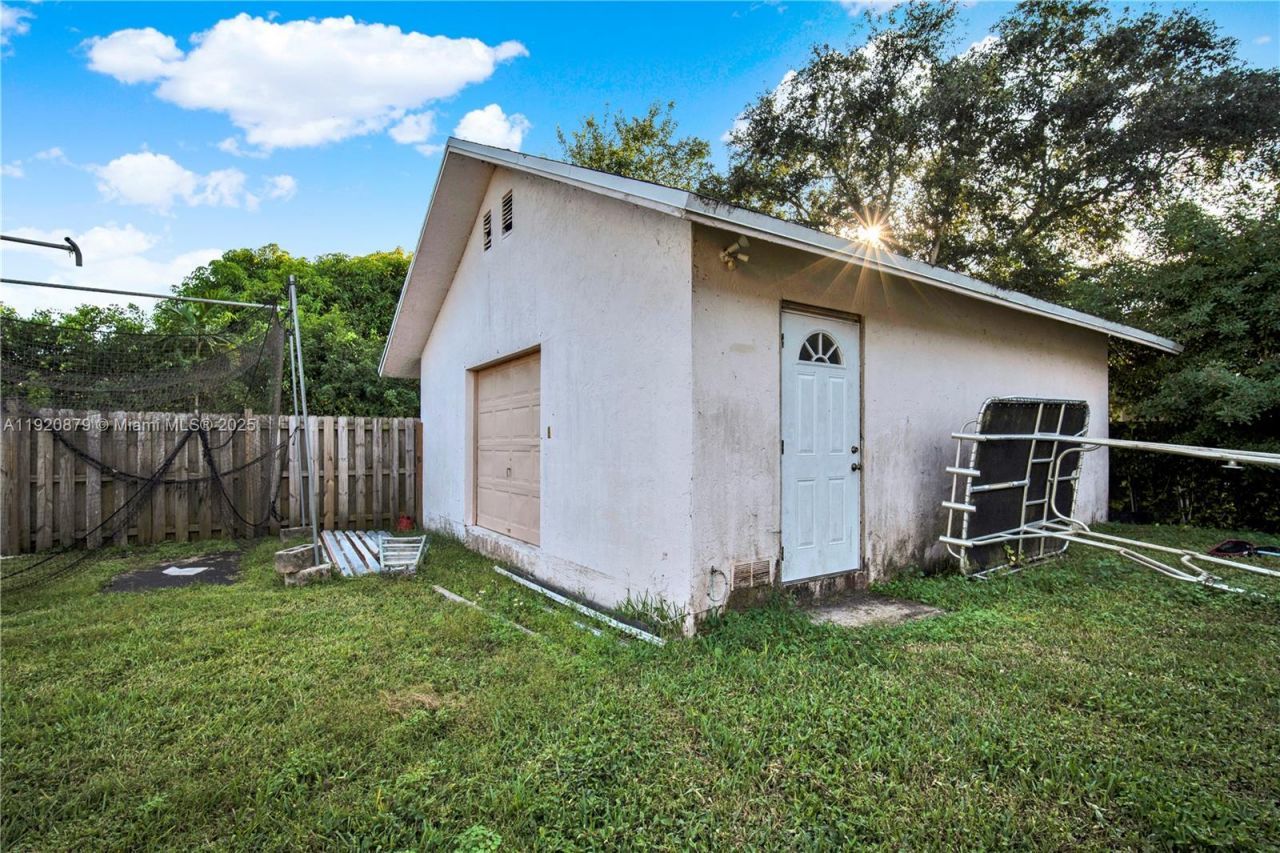 29472 SW 193rd Ct, Homestead, FL 33030 Photo