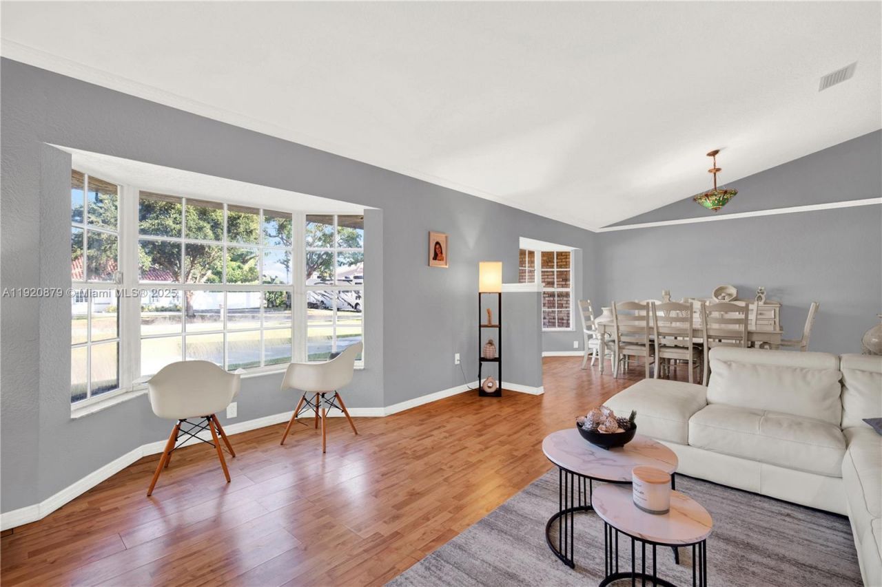 29472 SW 193rd Ct, Homestead, FL 33030 Photo