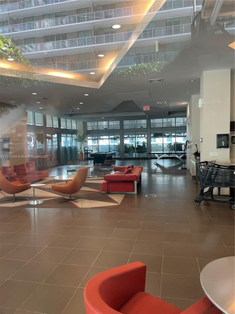 79 SW 12th St, Unit 2407-S, Miami, FL 33130 Photo