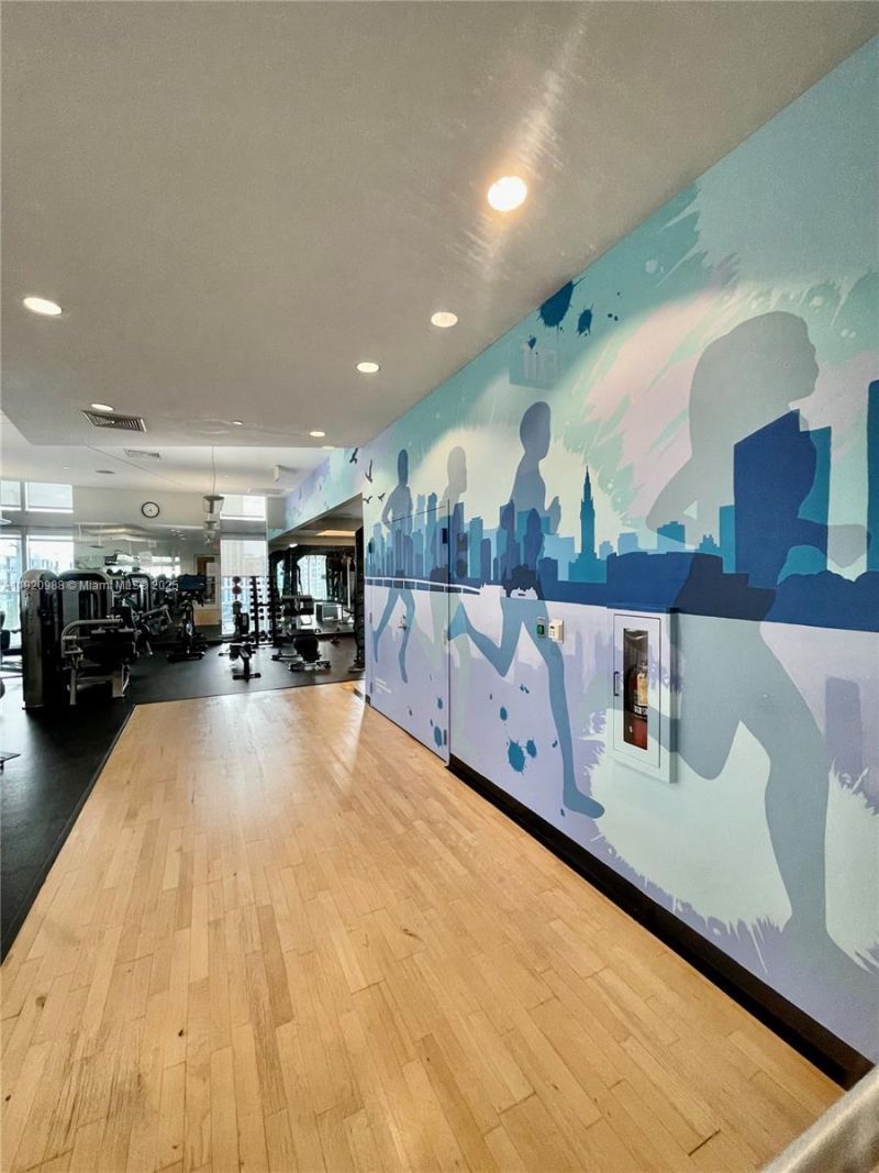 79 SW 12th St, Unit 2407-S, Miami, FL 33130 Photo