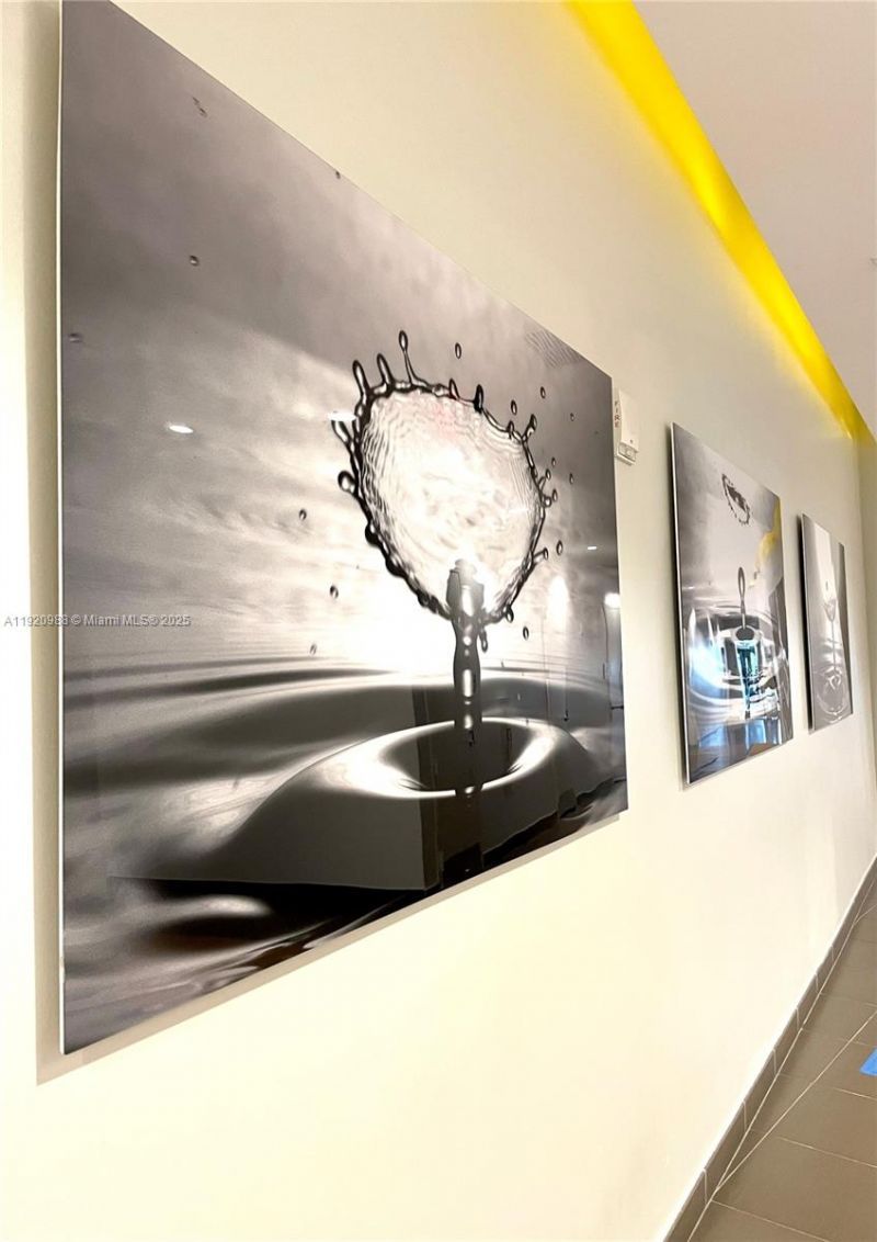 79 SW 12th St, Unit 2407-S, Miami, FL 33130 Photo