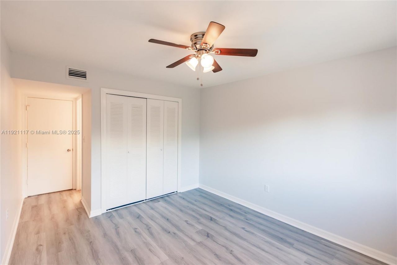 2680 Park Windsor Drive, Unit 510, Fort Myers, FL 33901 Photo