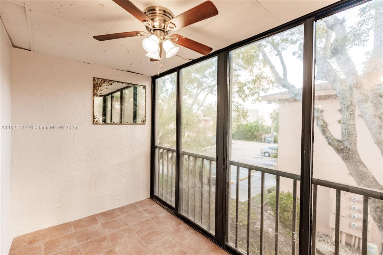 2680 Park Windsor Drive, Unit 510, Fort Myers, FL 33901 Photo
