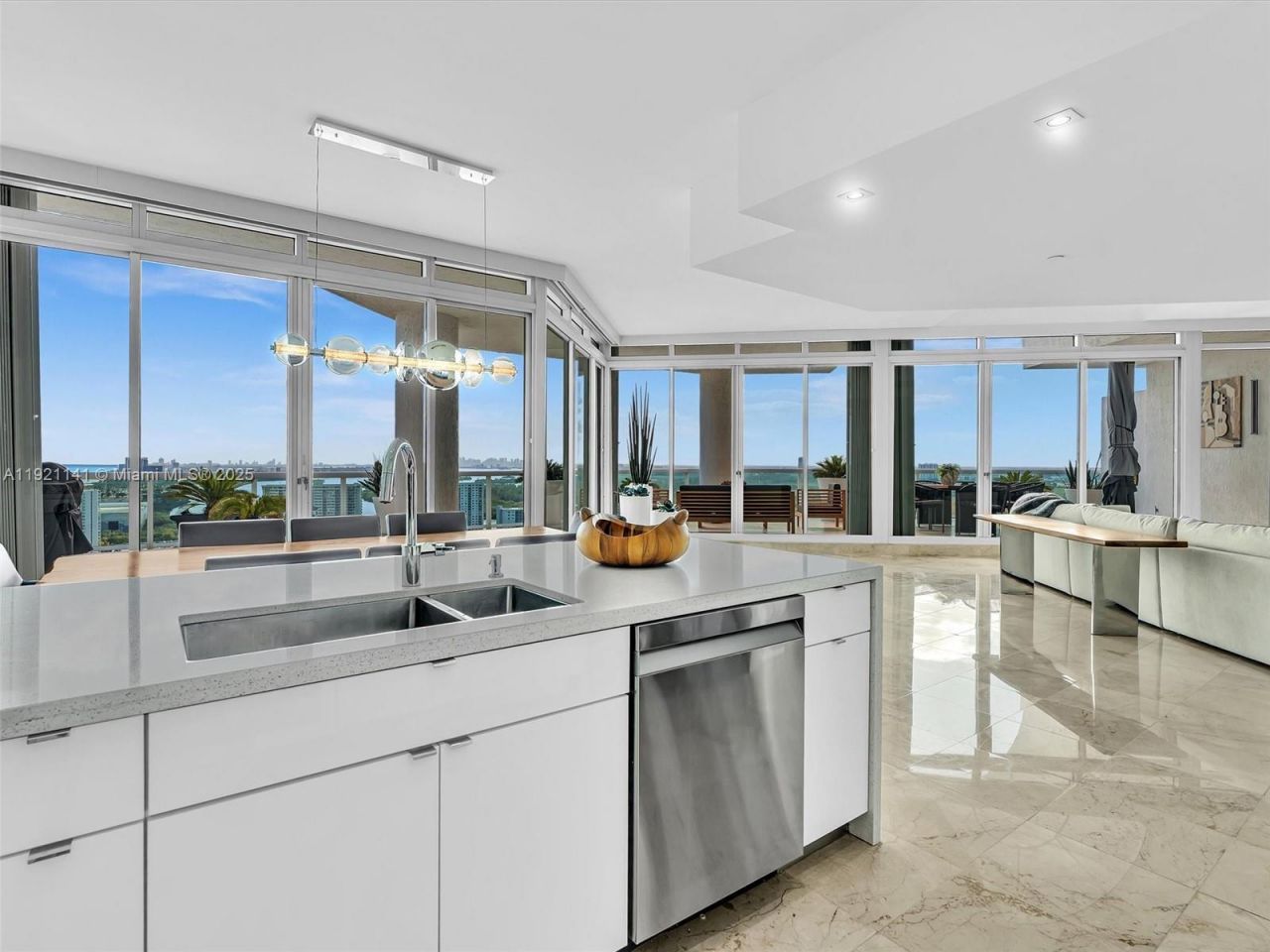 16500 Collins Ave, Unit PH54, Sunny Isles Beach, FL 33160 Photo