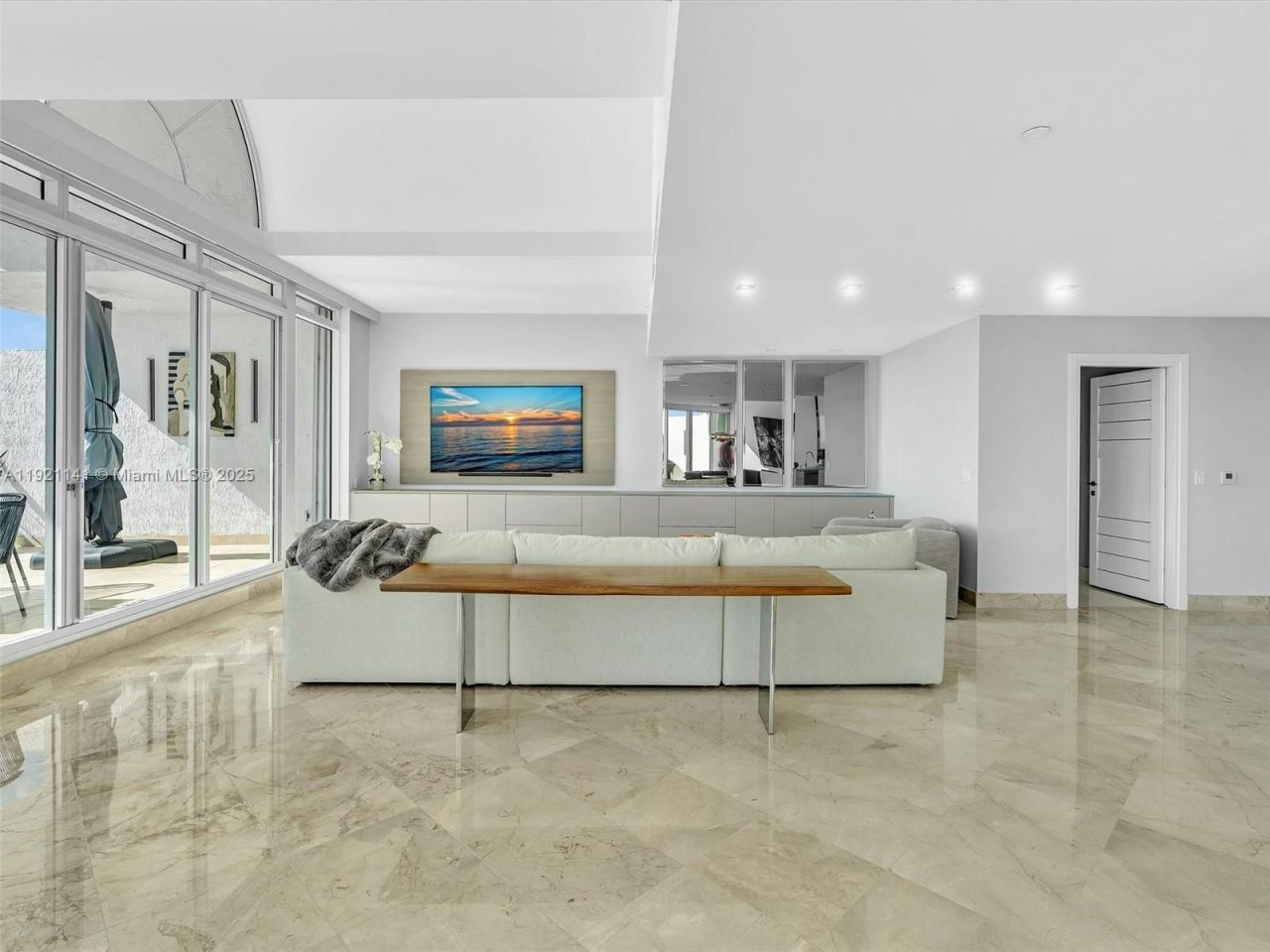 16500 Collins Ave, Unit PH54, Sunny Isles Beach, FL 33160 Photo