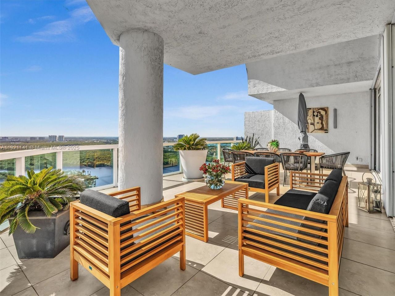 16500 Collins Ave, Unit PH54, Sunny Isles Beach, FL 33160 Photo