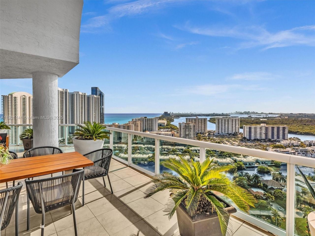 16500 Collins Ave, Unit PH54, Sunny Isles Beach, FL 33160 Photo