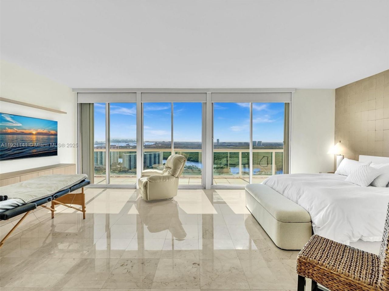 16500 Collins Ave, Unit PH54, Sunny Isles Beach, FL 33160 Photo