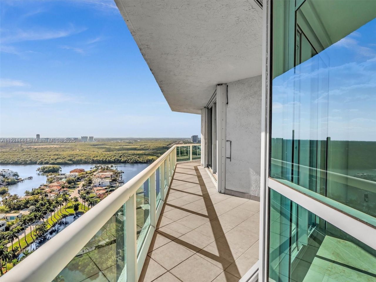 16500 Collins Ave, Unit PH54, Sunny Isles Beach, FL 33160 Photo