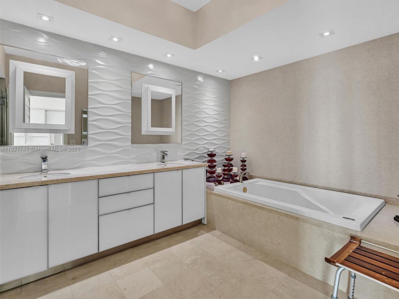 16500 Collins Ave, Unit PH54, Sunny Isles Beach, FL 33160 Photo