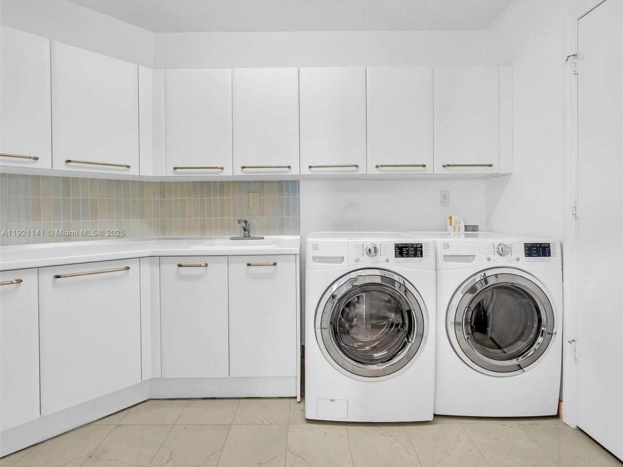 16500 Collins Ave, Unit PH54, Sunny Isles Beach, FL 33160 Photo