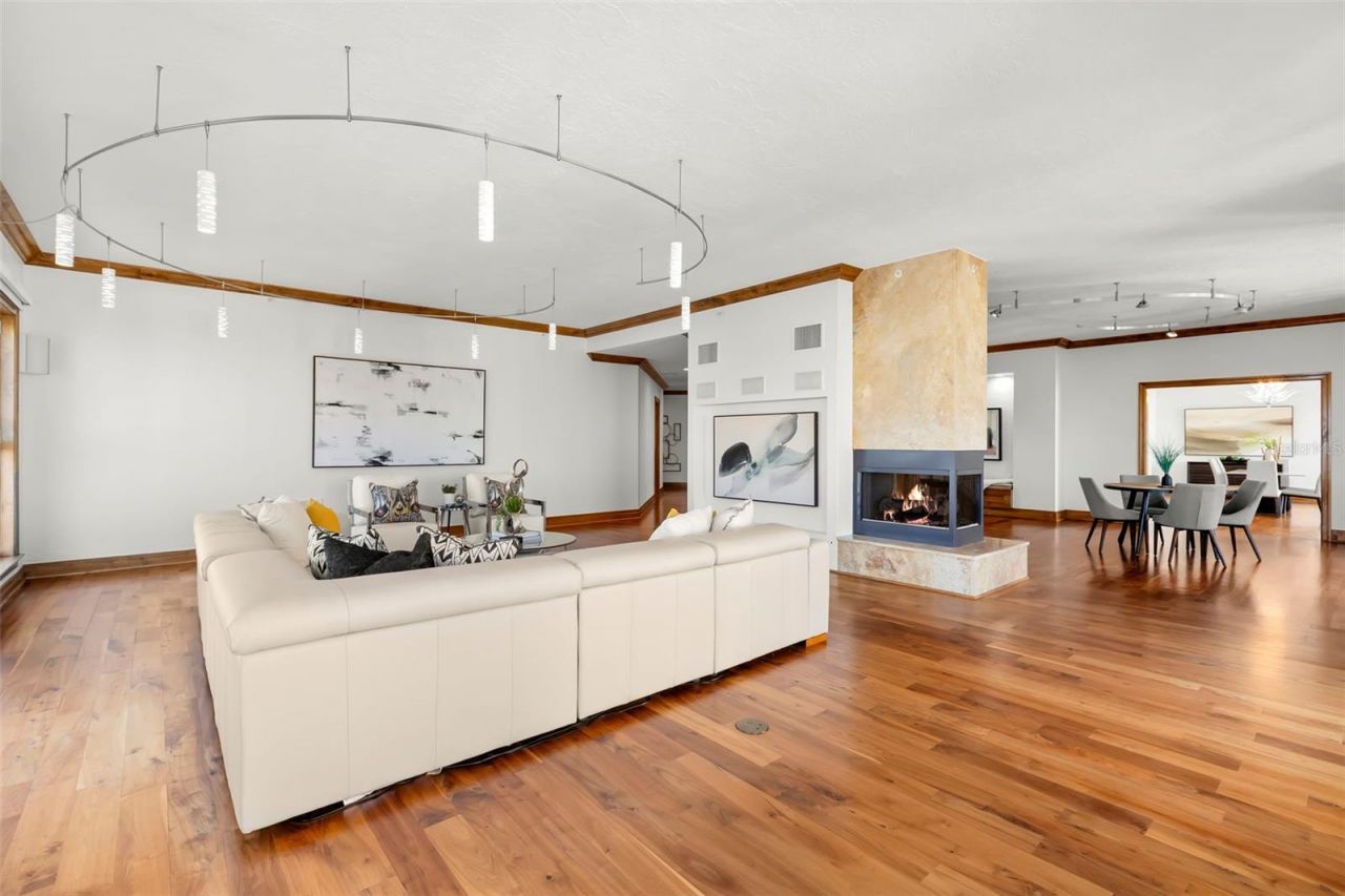 288 Beach Drive Ne, Unit PH-2A, Saint Petersburg, FL 33701 Photo