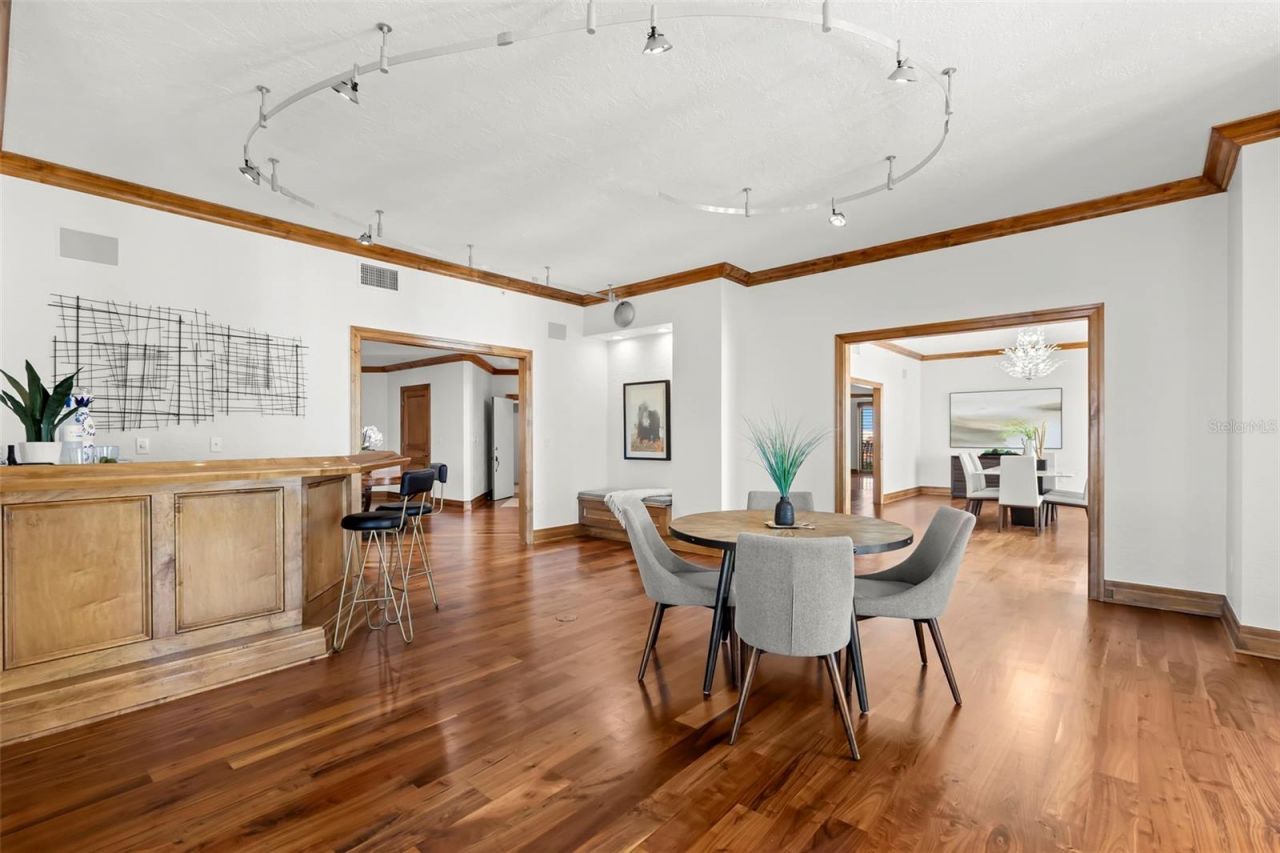 288 Beach Drive Ne, Unit PH-2A, Saint Petersburg, FL 33701 Photo