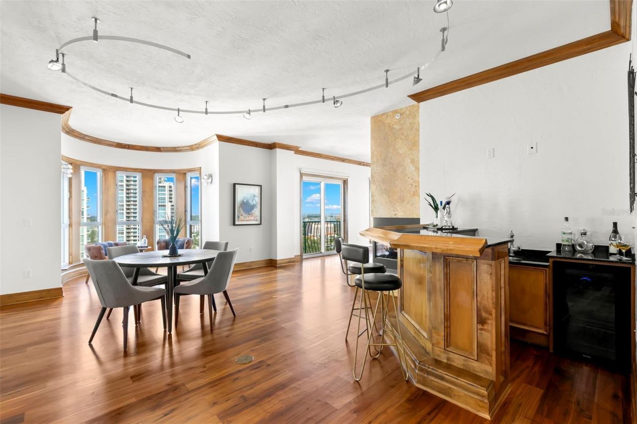 288 Beach Drive Ne, Unit PH-2A, Saint Petersburg, FL 33701 Photo