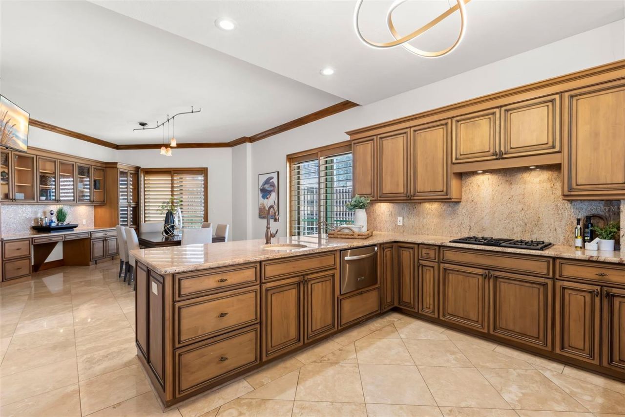 288 Beach Drive Ne, Unit PH-2A, Saint Petersburg, FL 33701 Photo