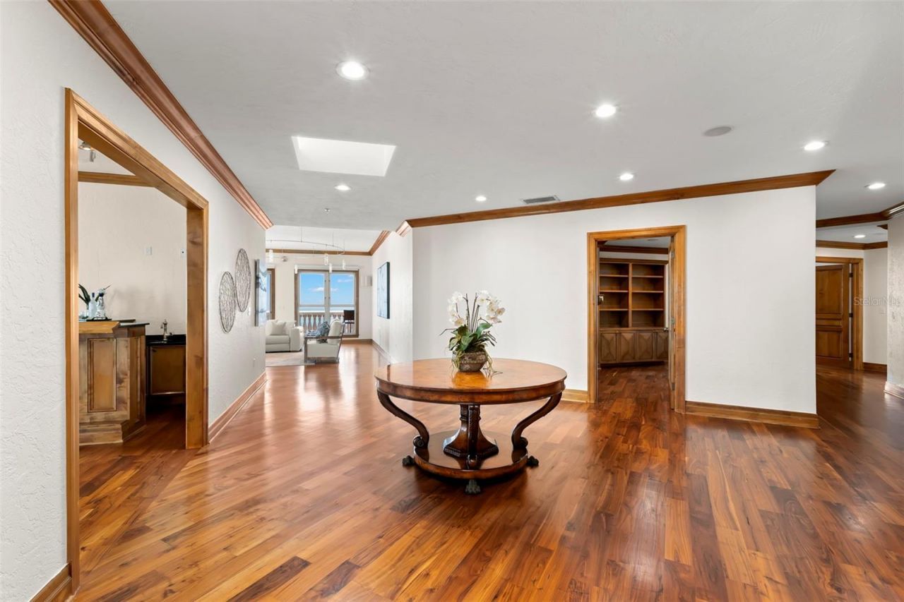 288 Beach Drive Ne, Unit PH-2A, Saint Petersburg, FL 33701 Photo