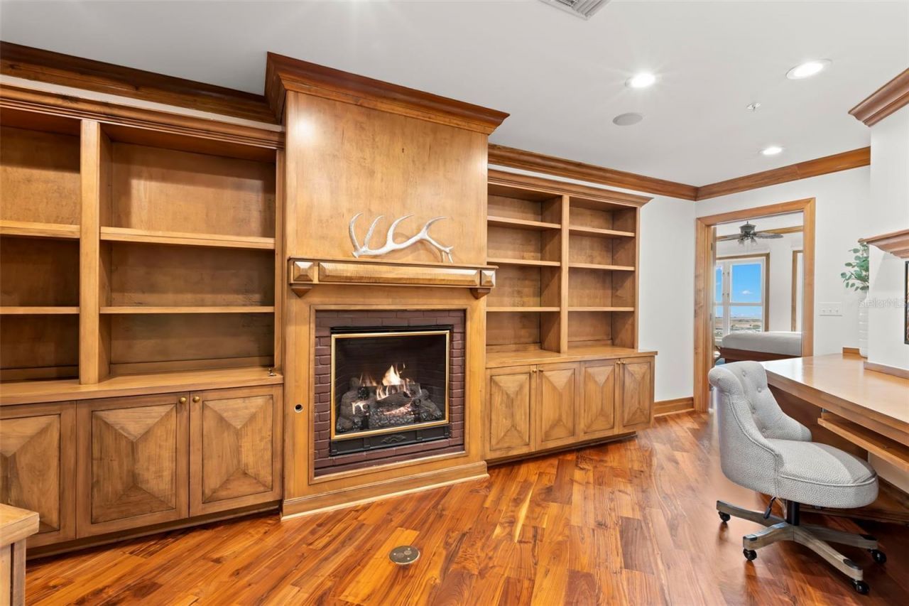 288 Beach Drive Ne, Unit PH-2A, Saint Petersburg, FL 33701 Photo