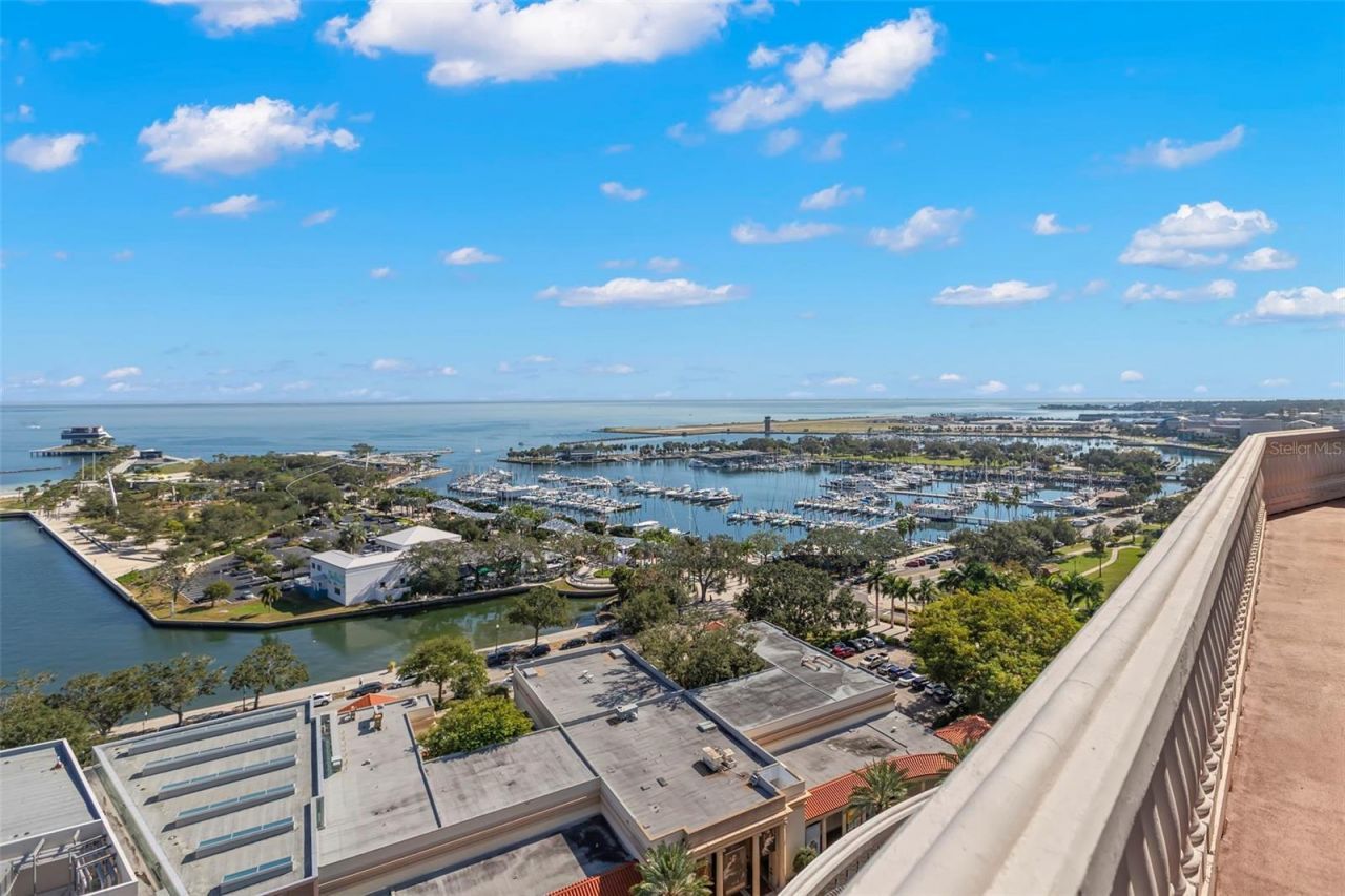 288 Beach Drive Ne, Unit PH-2A, Saint Petersburg, FL 33701 Photo