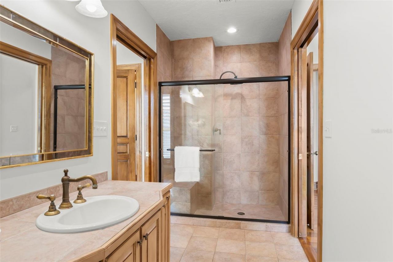 288 Beach Drive Ne, Unit PH-2A, Saint Petersburg, FL 33701 Photo