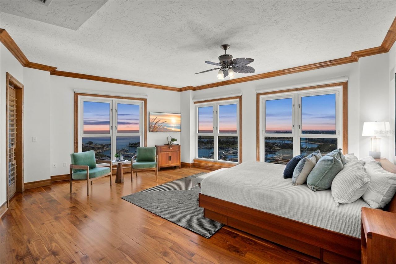 288 Beach Drive Ne, Unit PH-2A, Saint Petersburg, FL 33701 Photo