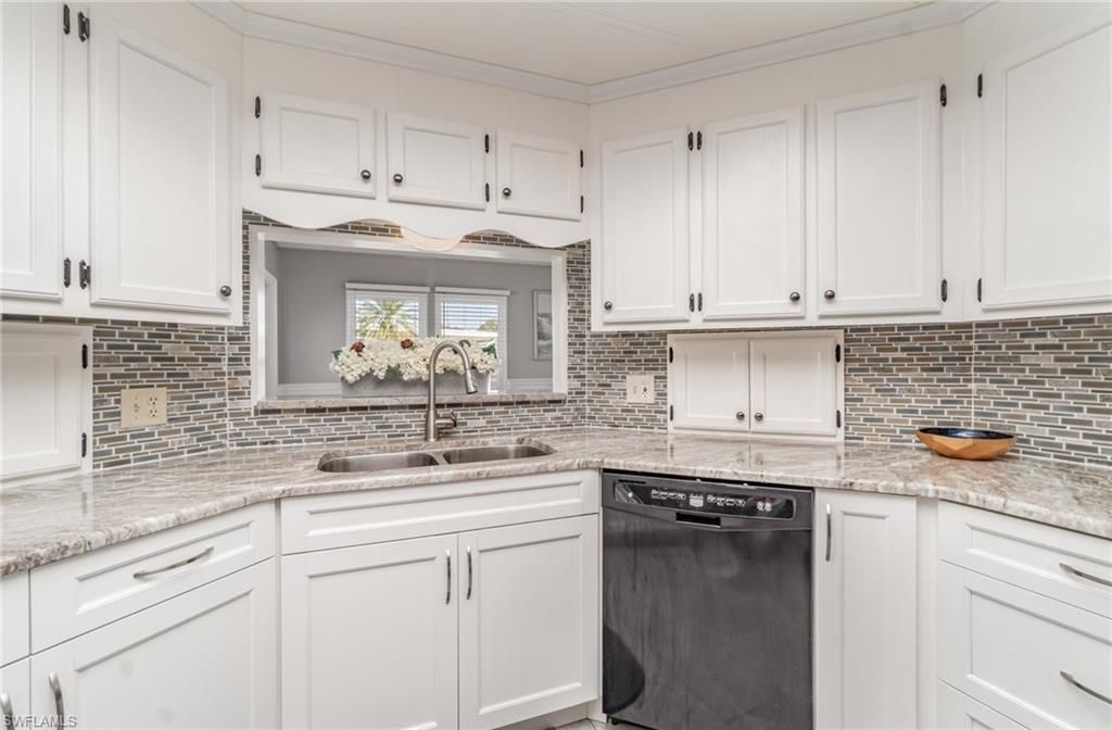 5508 Colonial Rd, North Fort Myers, FL 33917 Photo