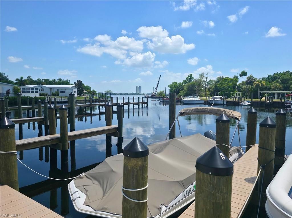 5508 Colonial Rd, North Fort Myers, FL 33917 Photo